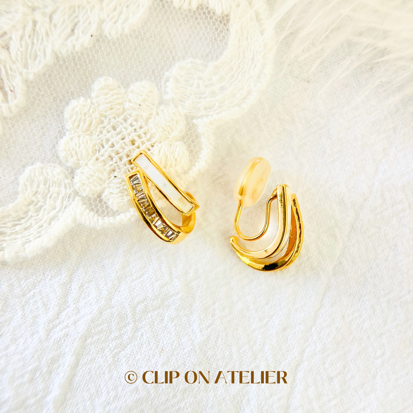 Gold Double Bands Diamond White Oil Dripping Half Hoop Clip On Earrings