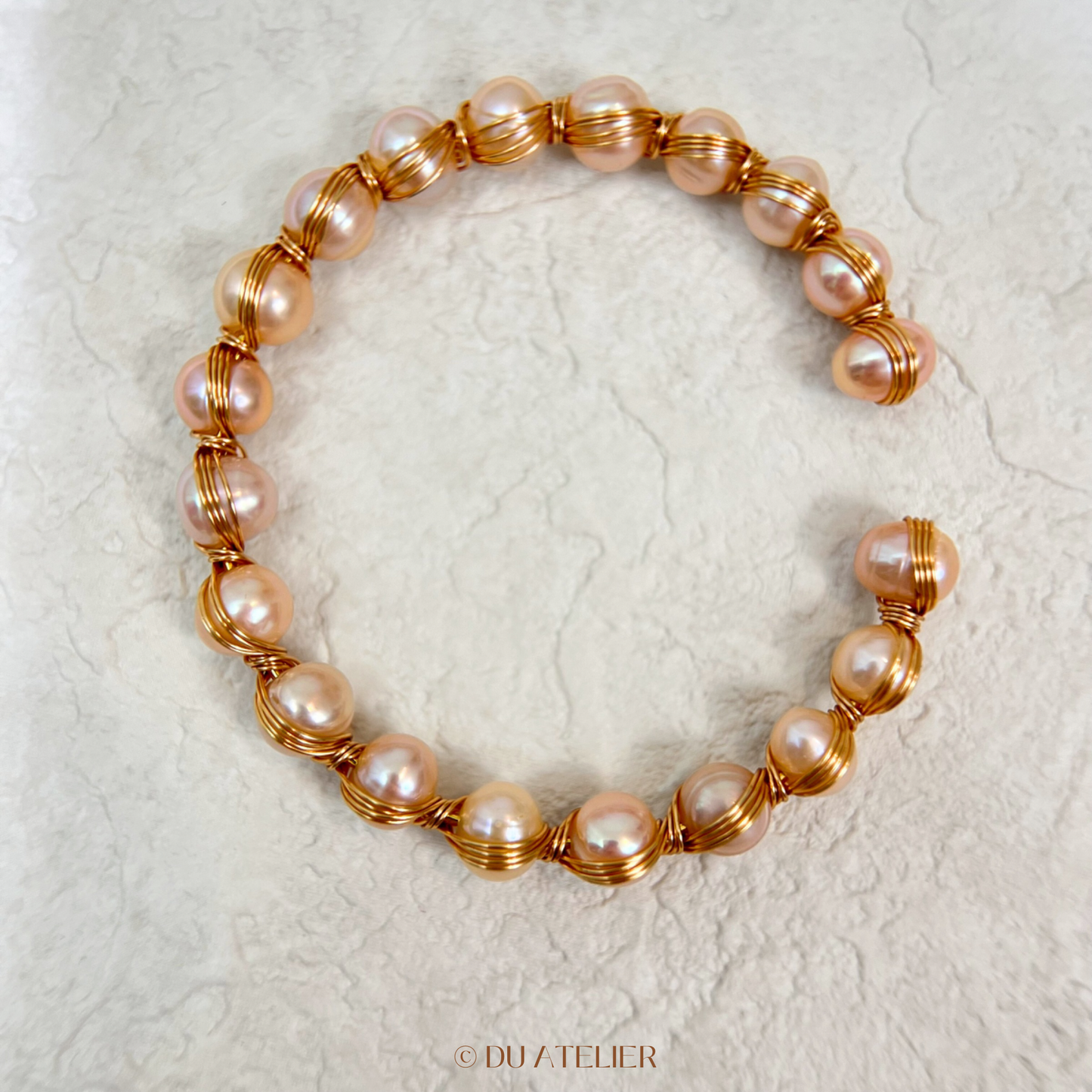 Minimalist Natural Gold Pearl Bracelet