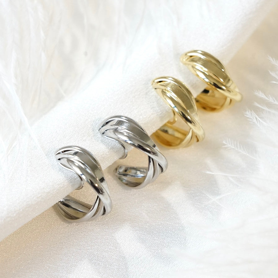 π Bestseller - Minimalist Twisted Simple Huggie Clip On Earrings