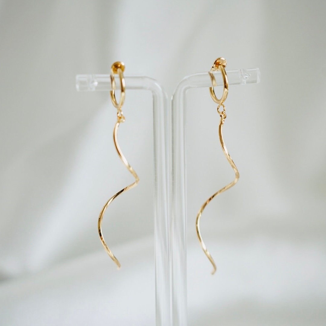 Clip On Earrings Gold Spiral Dangle Hoop Huggies | Minimalist Drop Clipon Earring Dainty Ear Clips | Non Pierced Ears | Jewerly Gift Trendy